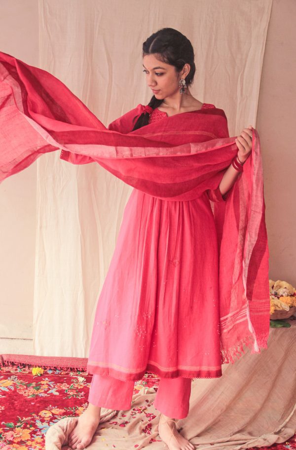 pink kurta set