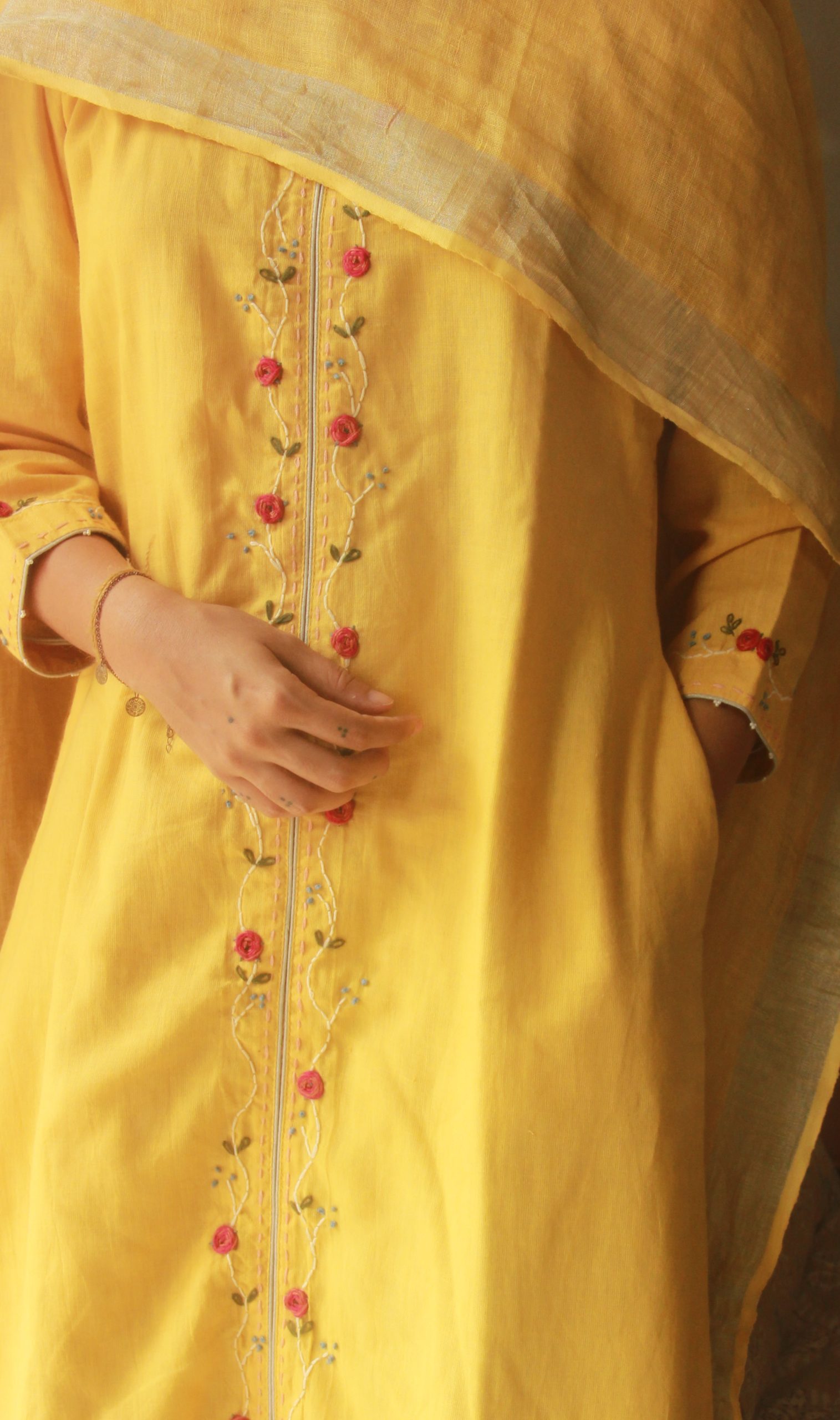Yellow Linen Cotton Kurta Set - Image 2